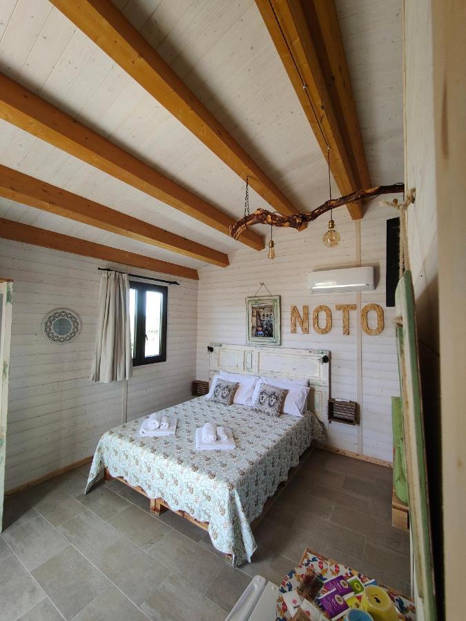 Hotel Agribarocco Noto Exterior foto